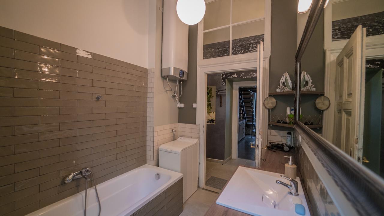 First Budhapest Central Flat Budapest Exterior photo